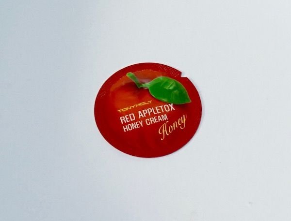 red appletox